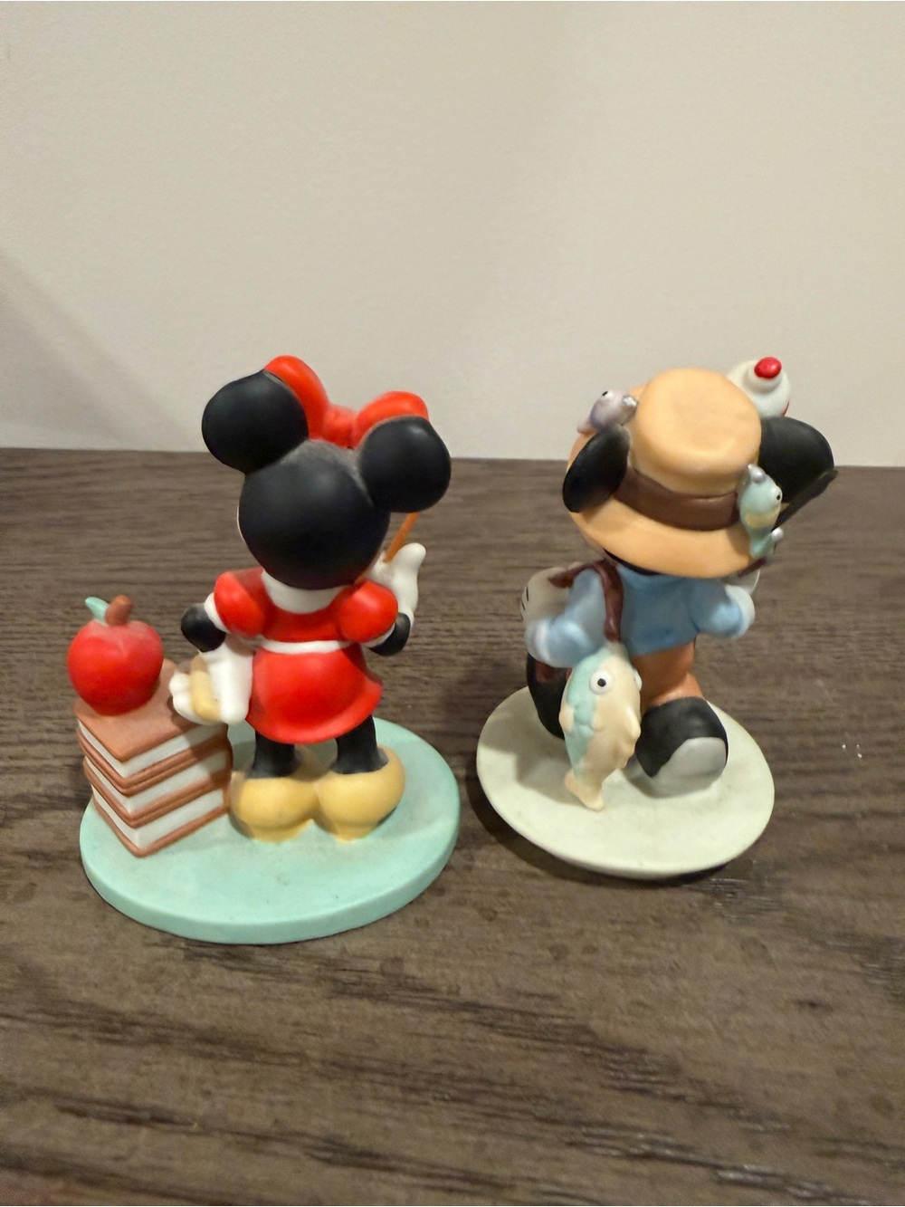 Vintage Disney Mickey Mouse Fisherman & Minnie Teacher Figurines -  Lot of 2 - Picture 2 of 5